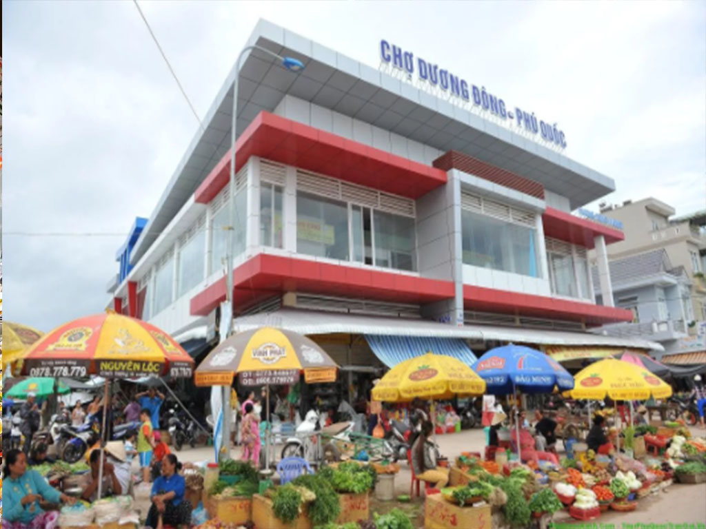 Chợ hải sản Dương Đông Phú Quốc tươi ngon, giá rẻ